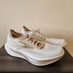 Womens Brooks Hyperion 3 Running Shoes Size 9